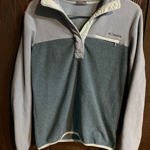 Columbia fleece pullover!